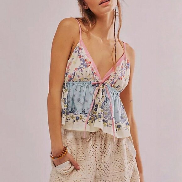 Women's Boho Floral Spaghtti Strap V Neck Bow Front Cami Tank top - Picture 4 of 5